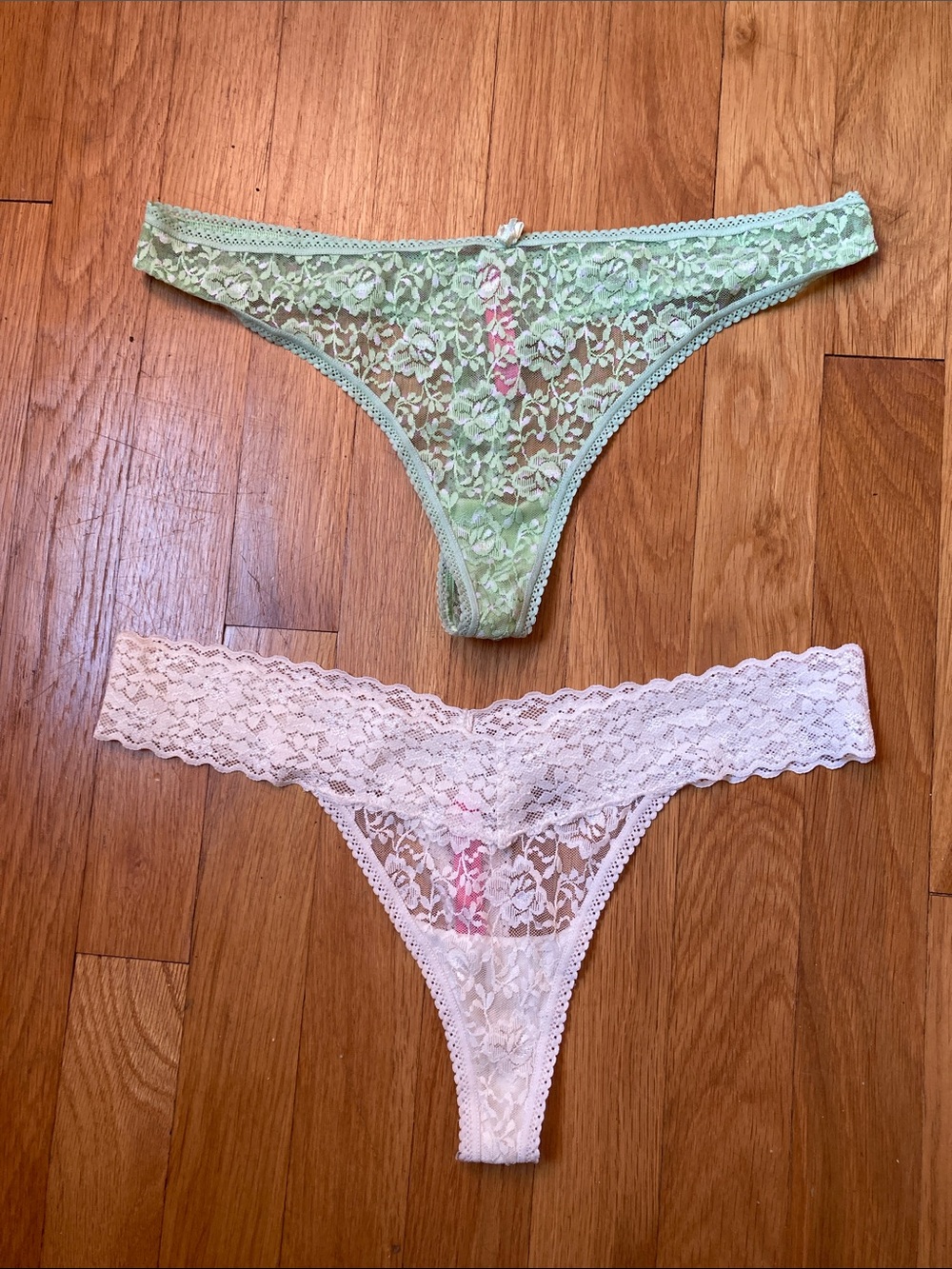 Betsey Johnson white lace thong and mint green thong - Size L - 2 pairs